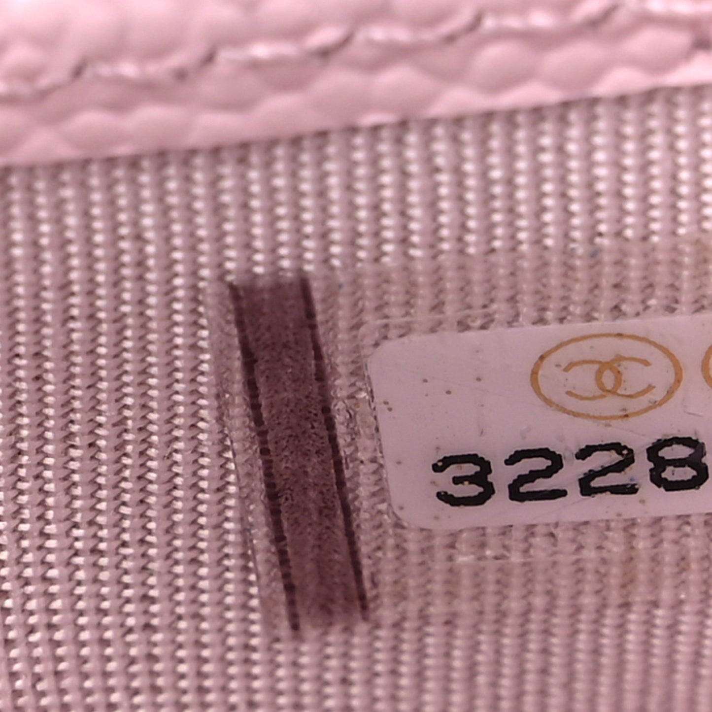 Caviar Quilted Card Holder Light Pink
