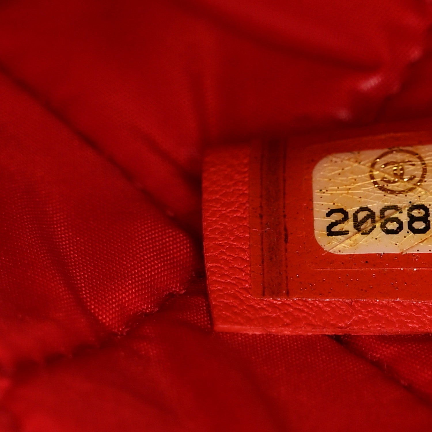 Chanel Patent Calfskin Quilted Valentine Hearts Medium O Cosmetic Case Red 7 of 9