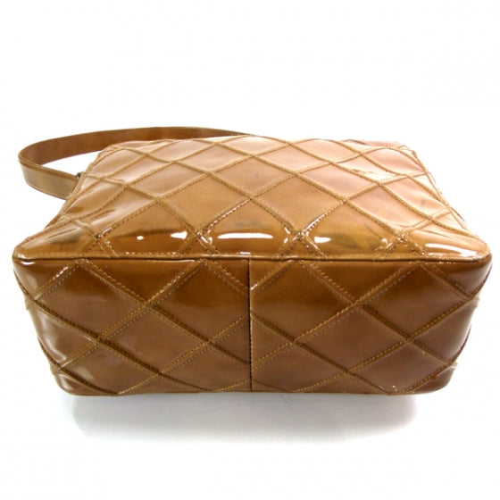 Chanel Patent Diamond Stitch Shoulder Bag 4 of 11