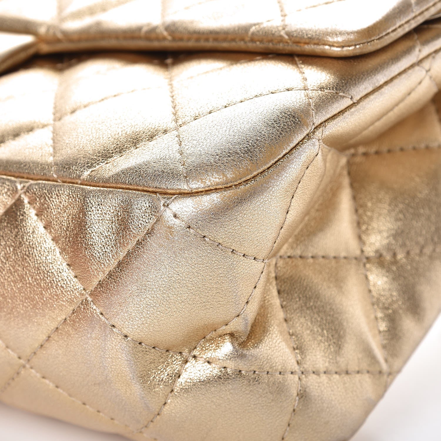 Chanel Metallic Lambskin Quilted 2.55 Reissue 227 Flap Gold 10 of 13