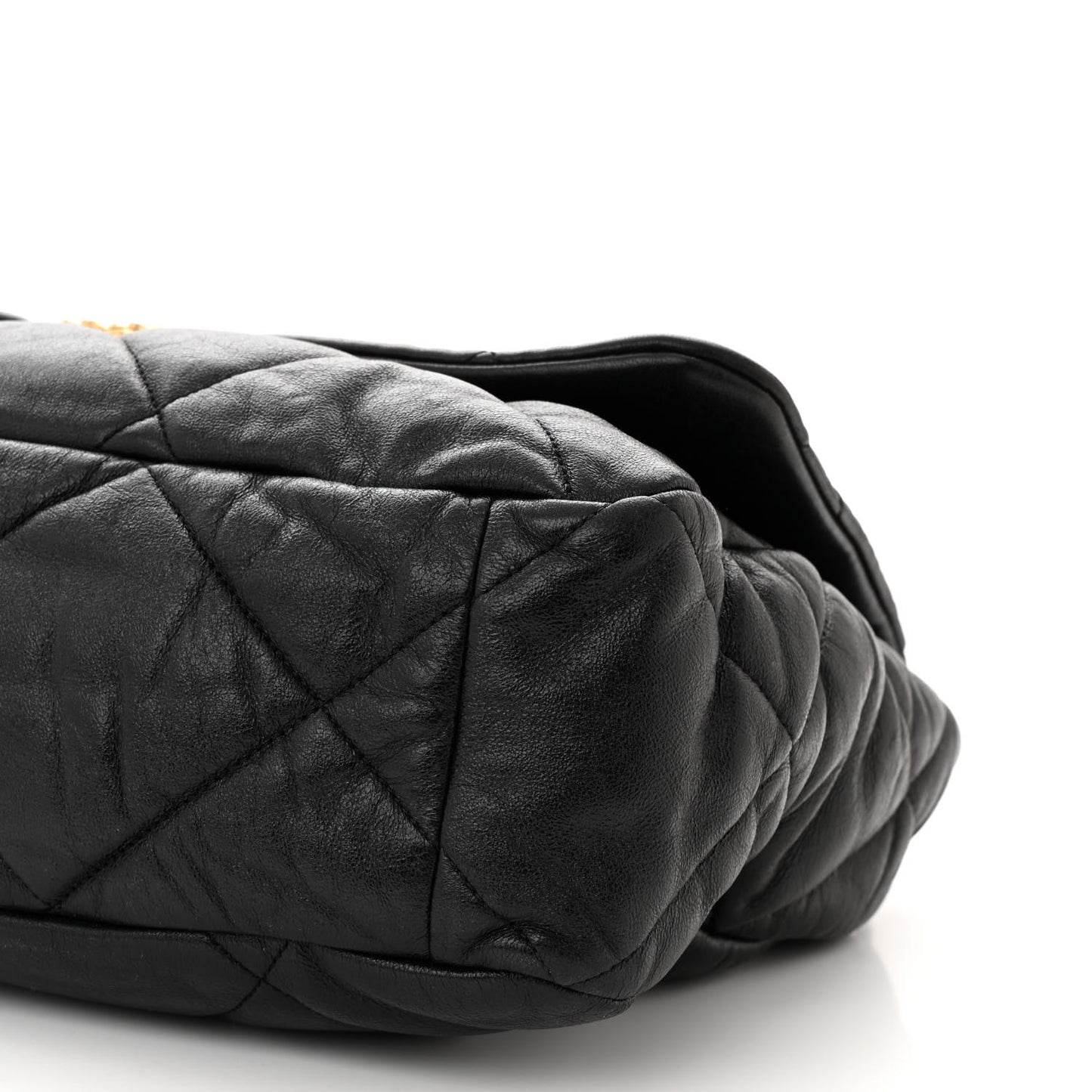 Lambskin Quilted Maxi Chanel 19 Flap Black
