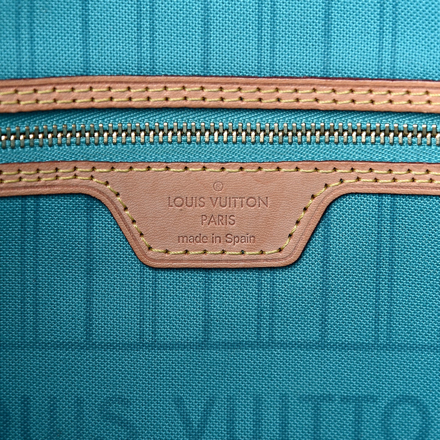 Monogram V Neverfull MM Turquoise