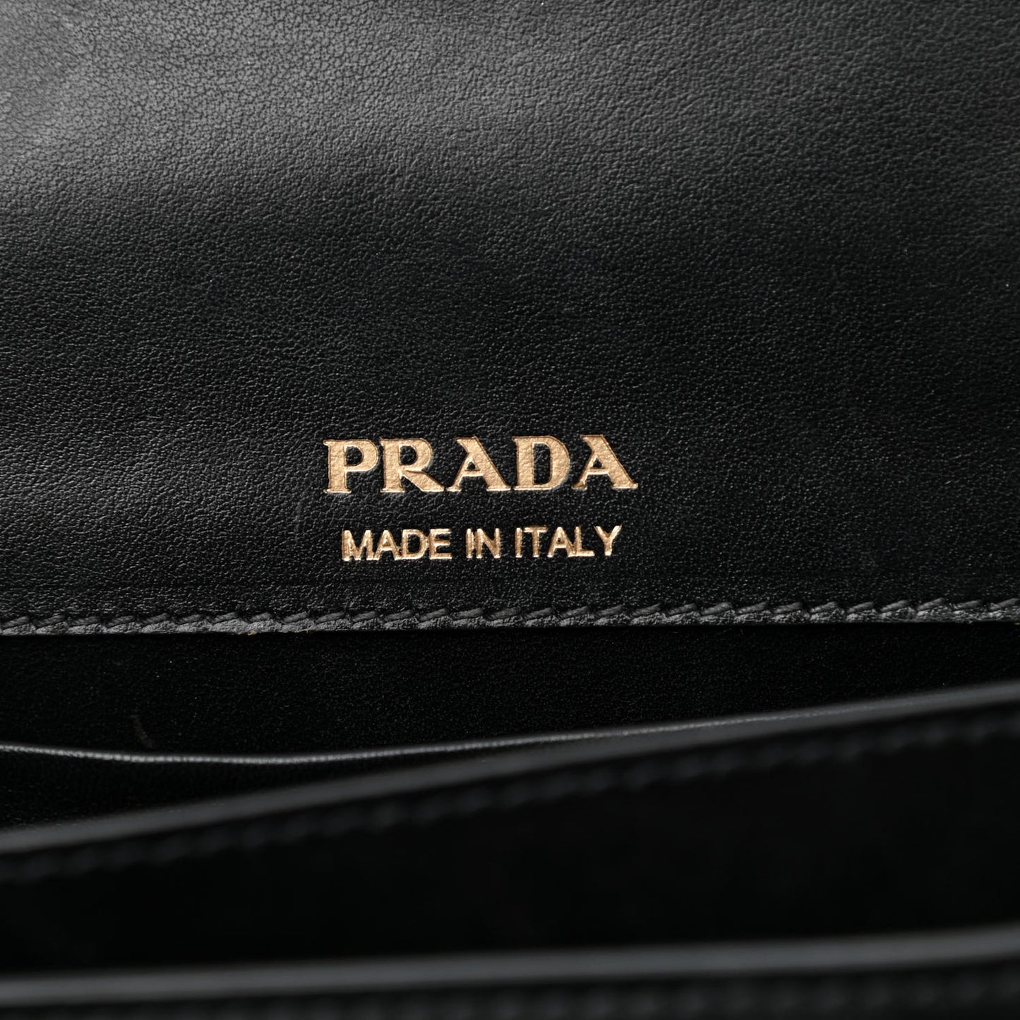 City Calfskin Sidonie Small Chain Crossbody Bag Black