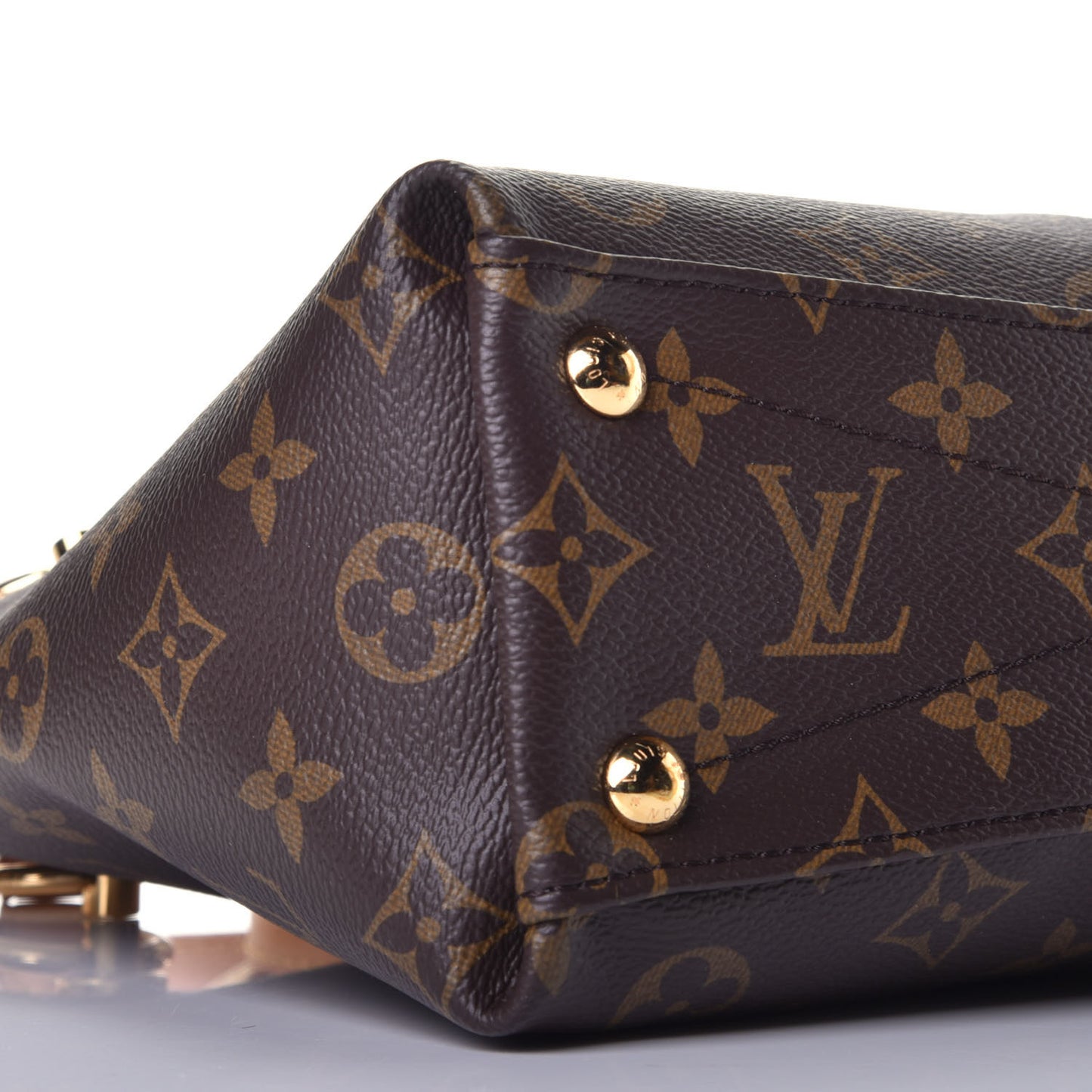 Monogram V Tote BB Cherry