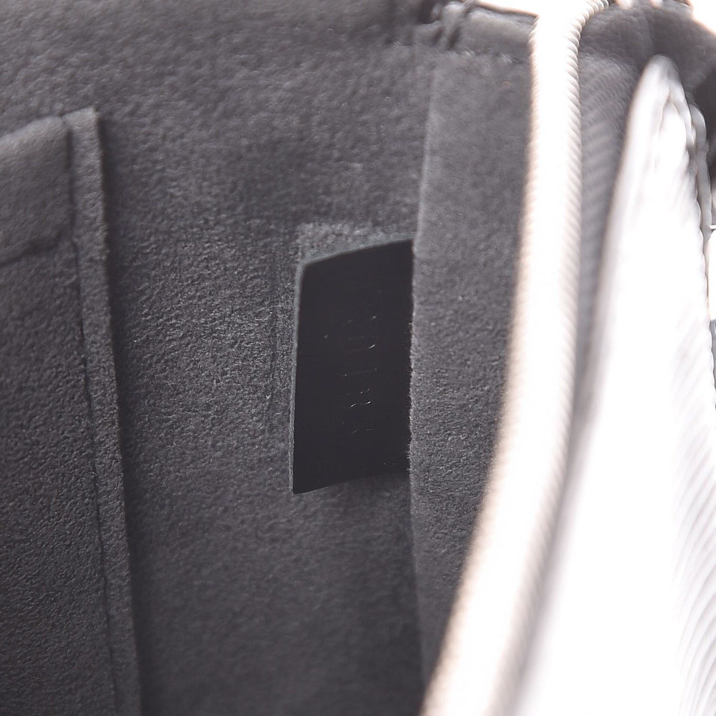 Epi Pochette Accessories NM Black