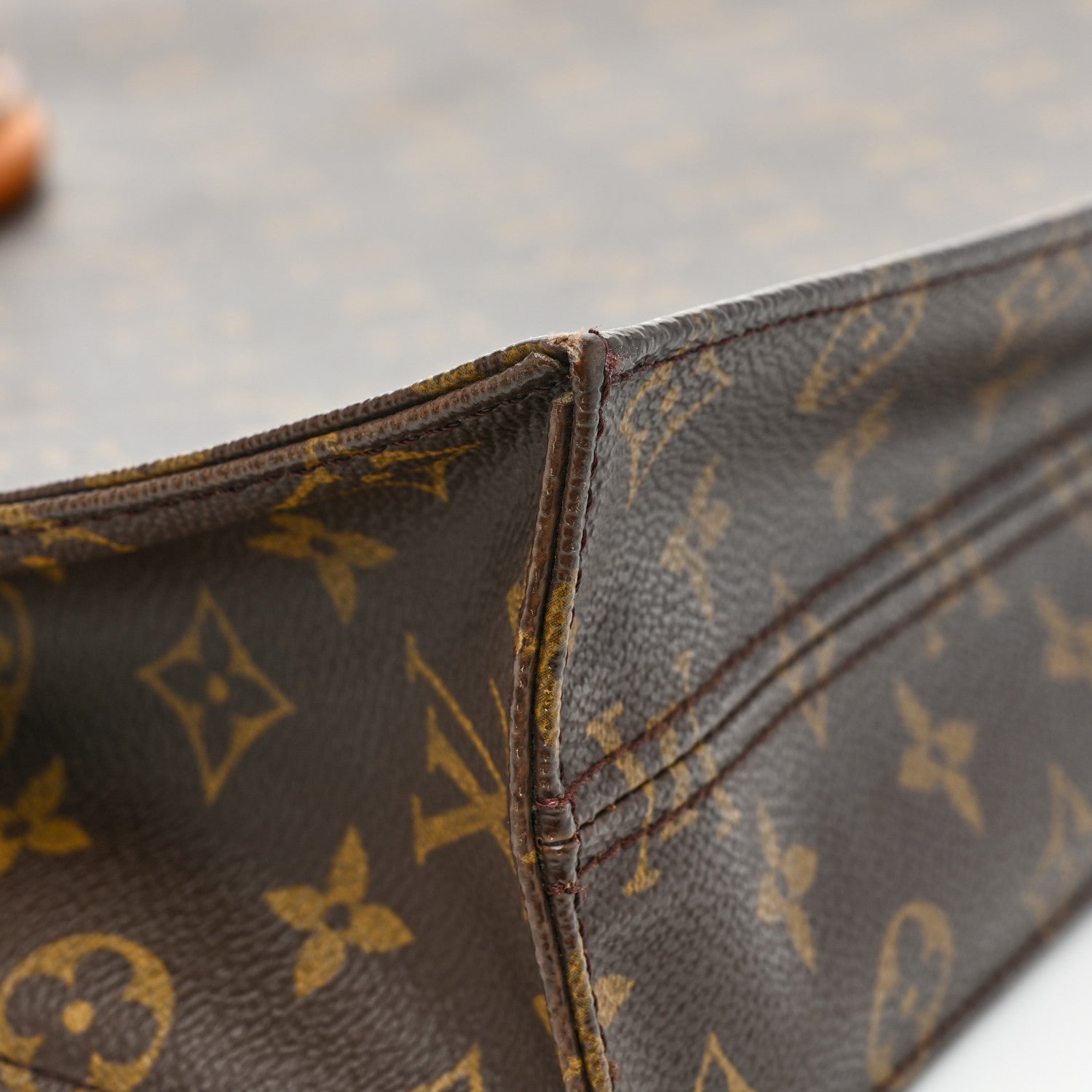 Louis Vuitton Monogram Sac Plat 13 of 17