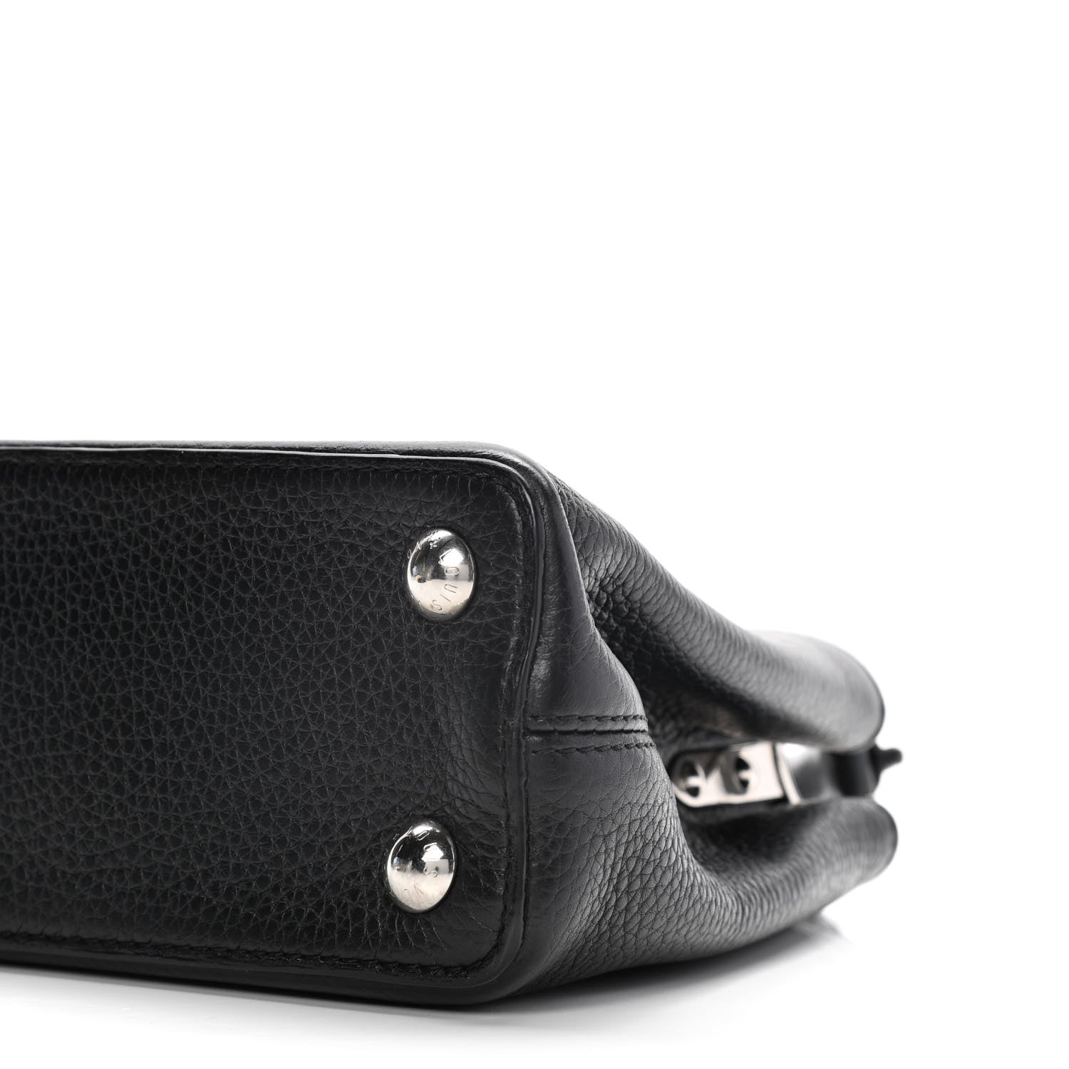 Louis Vuitton Taurillon Capucines Black 8 of 17