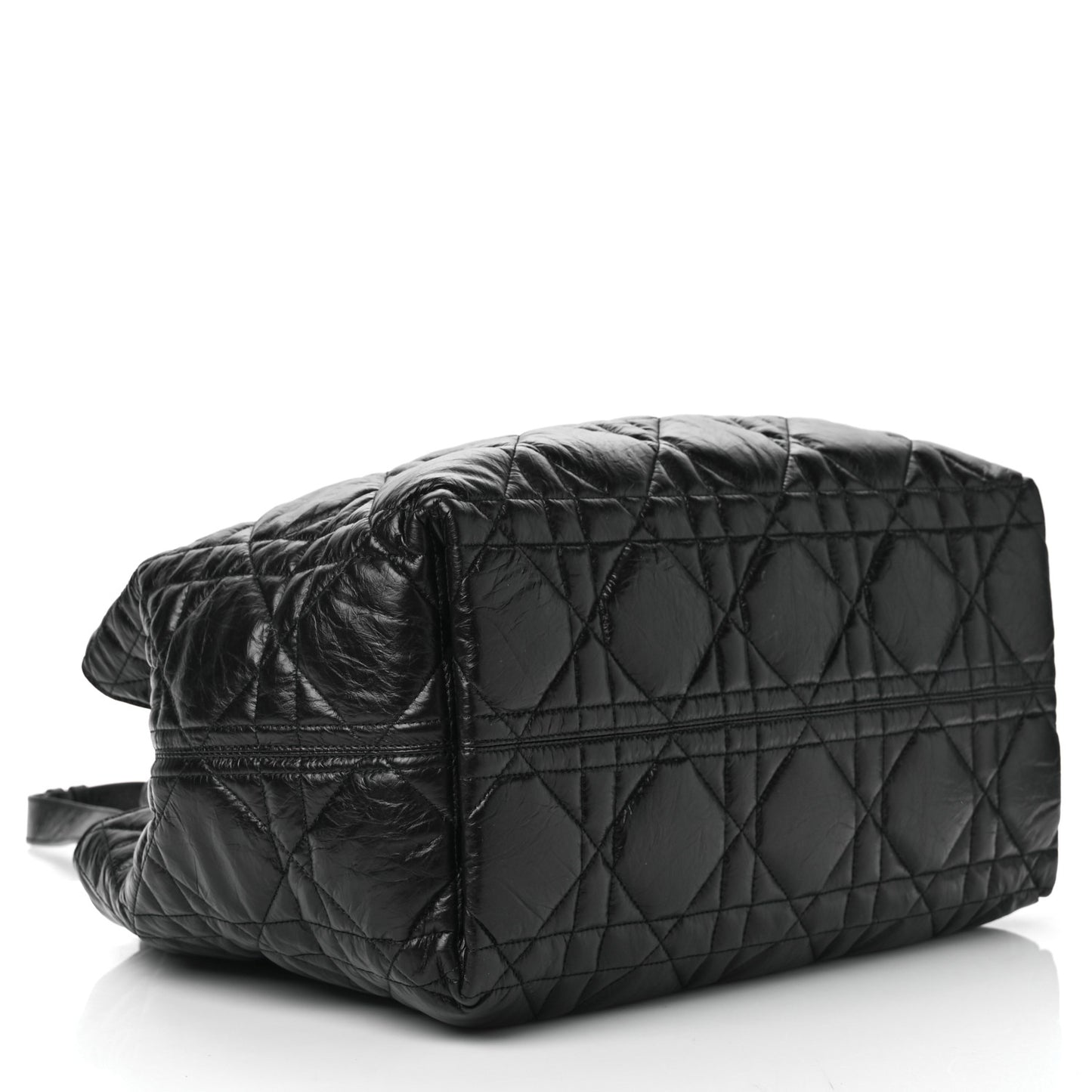 Crinkled Calfskin Macrocannage Large Toujours Black