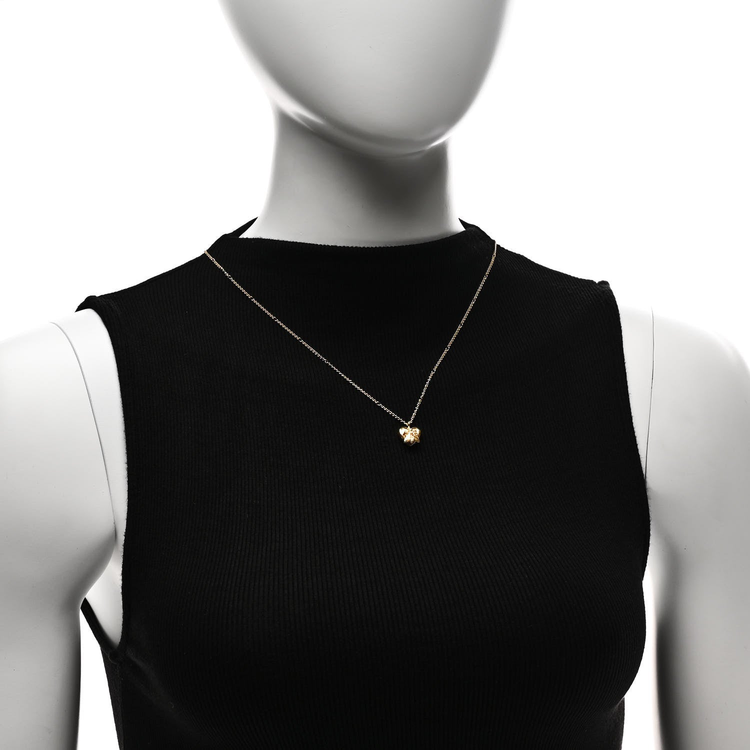 Gucci 18K Yellow Gold Le Marche Des Merveilles Bee Heart Pendant Necklace 2 of 6