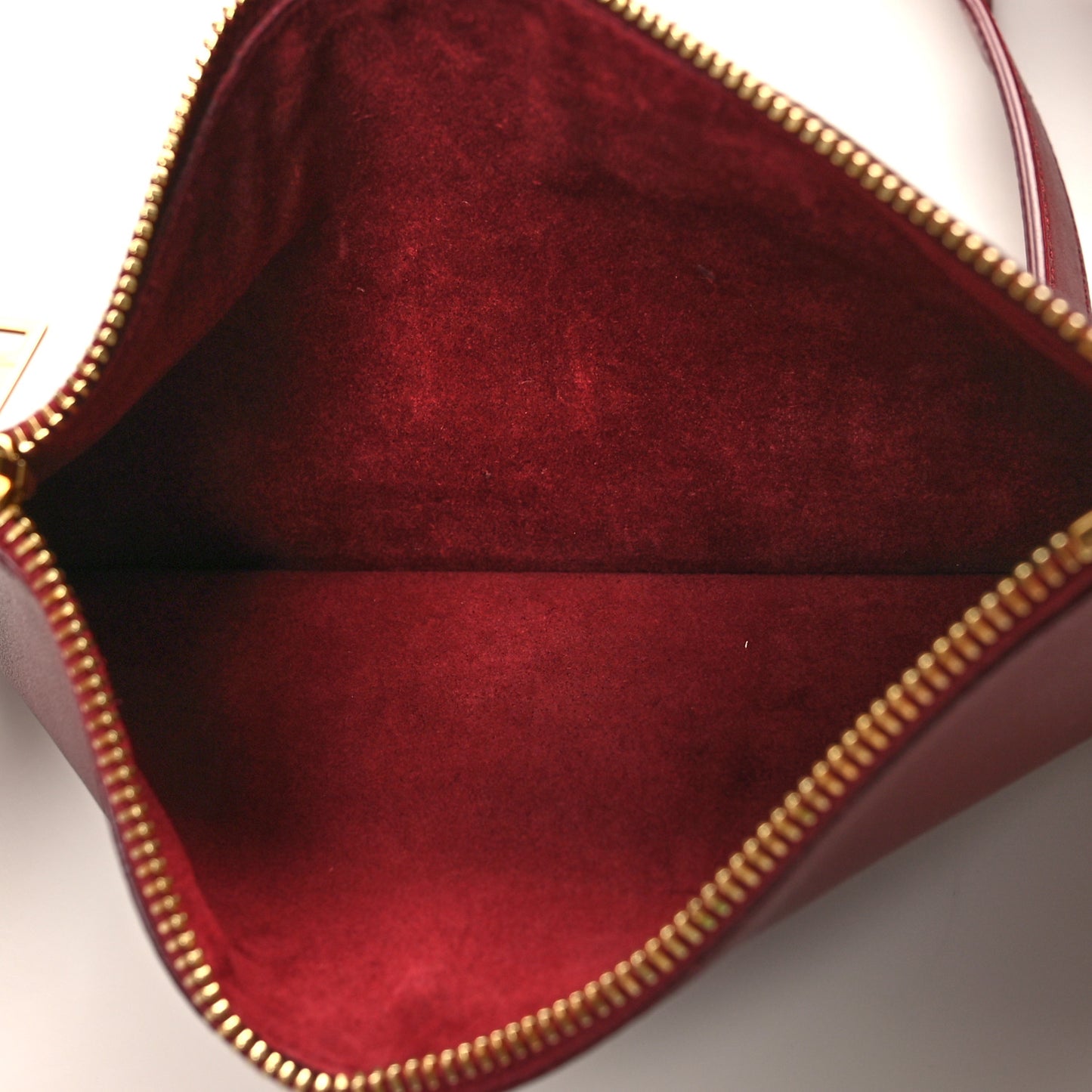 Calfskin Medium Paris VII Flat Hobo Red