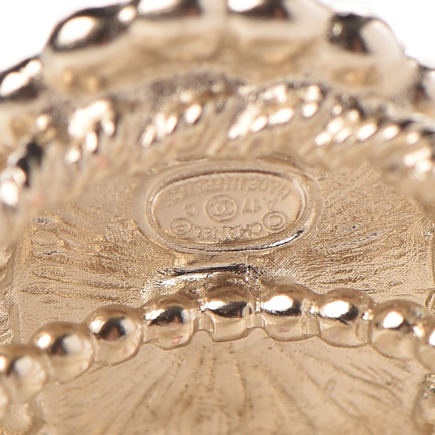 Chanel Enamel Pearl CC Ring 5.5 Black Gold 4 of 5