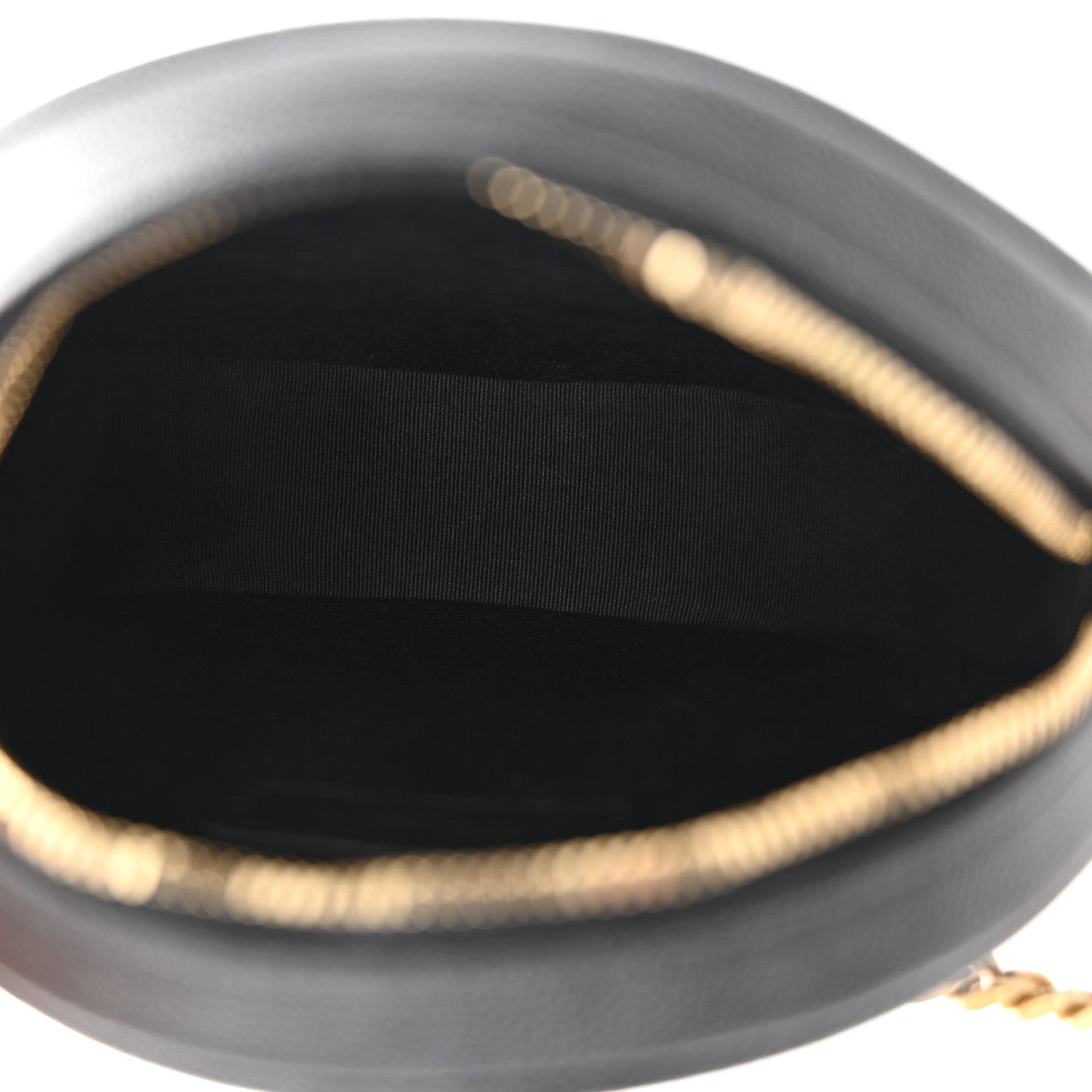 Saint Laurent Grain De Poudre Matelasse Chevron Quilted Round Vinyle Camera Bag Black 5 of 11