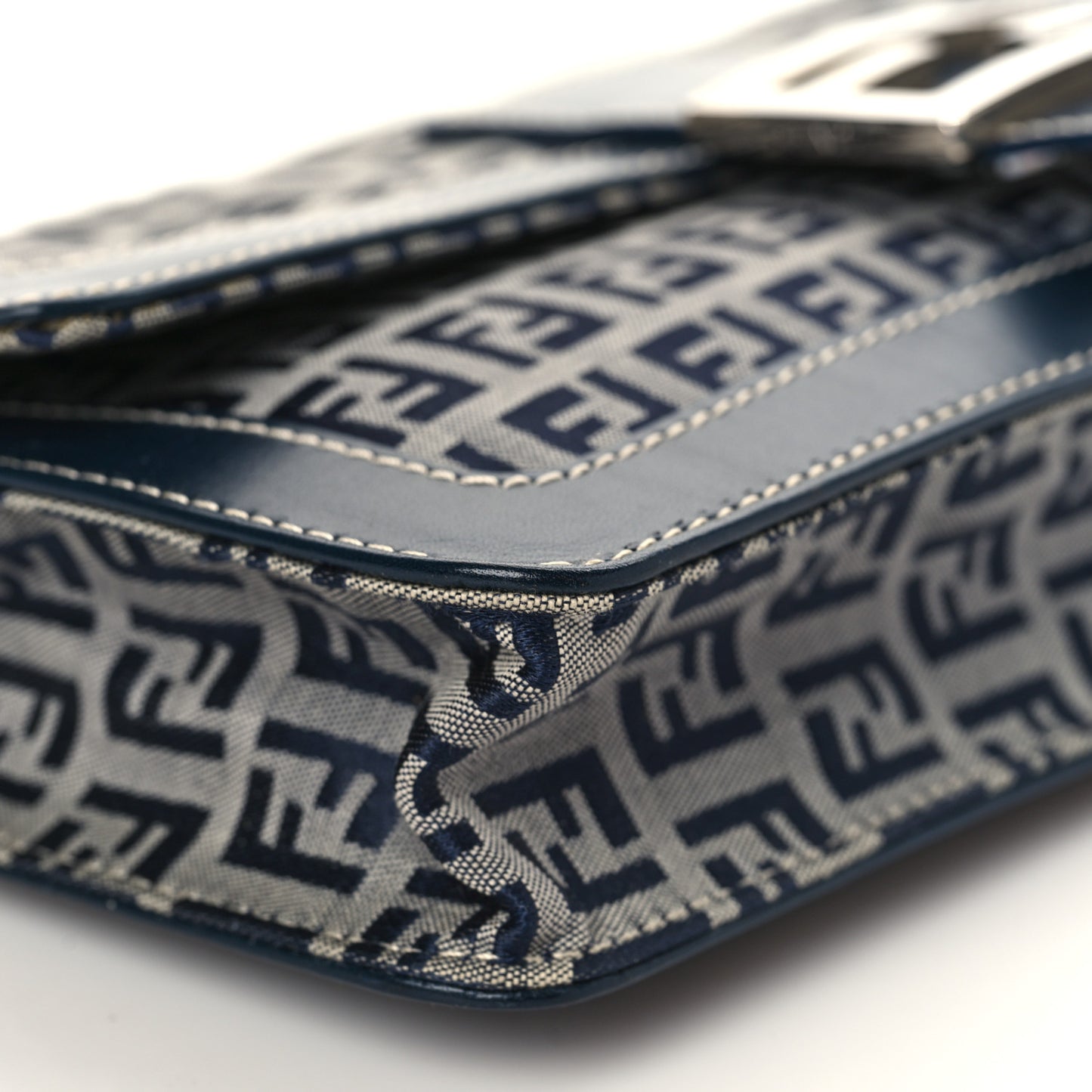 Zucchino Shoulder Bag Navy