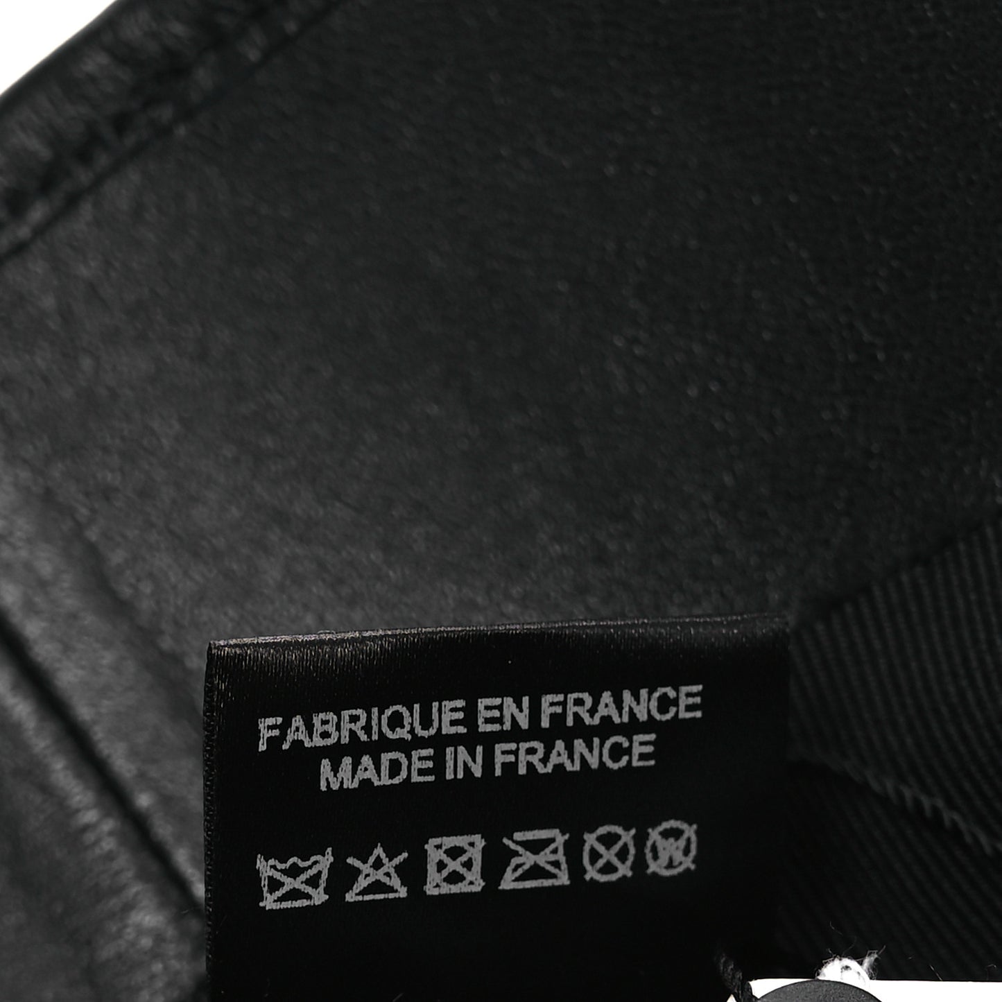 Lambskin CC Bucket Hat M Black