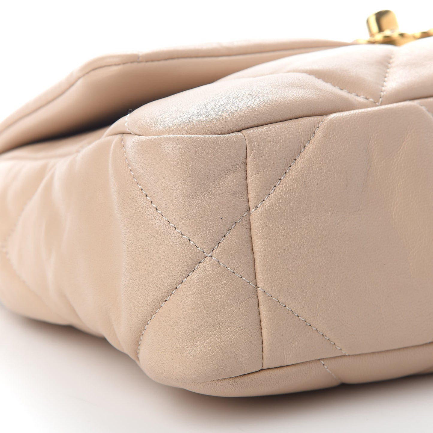 Lambskin Quilted Medium Chanel 19 Flap Beige