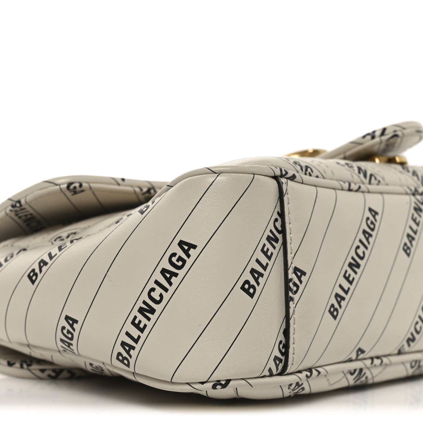 X BALENCIAGA Calfskin Matelasse Logo Print Small GG Marmont Shoulder Bag White