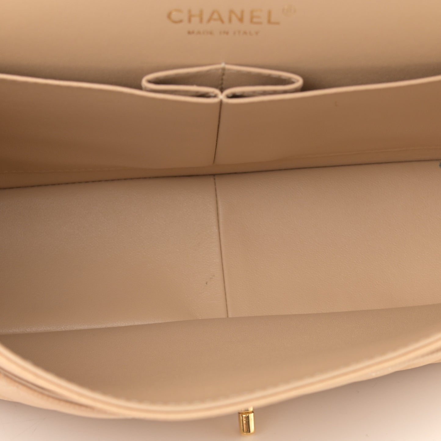 Caviar Quilted Jumbo Double Flap Beige Clair