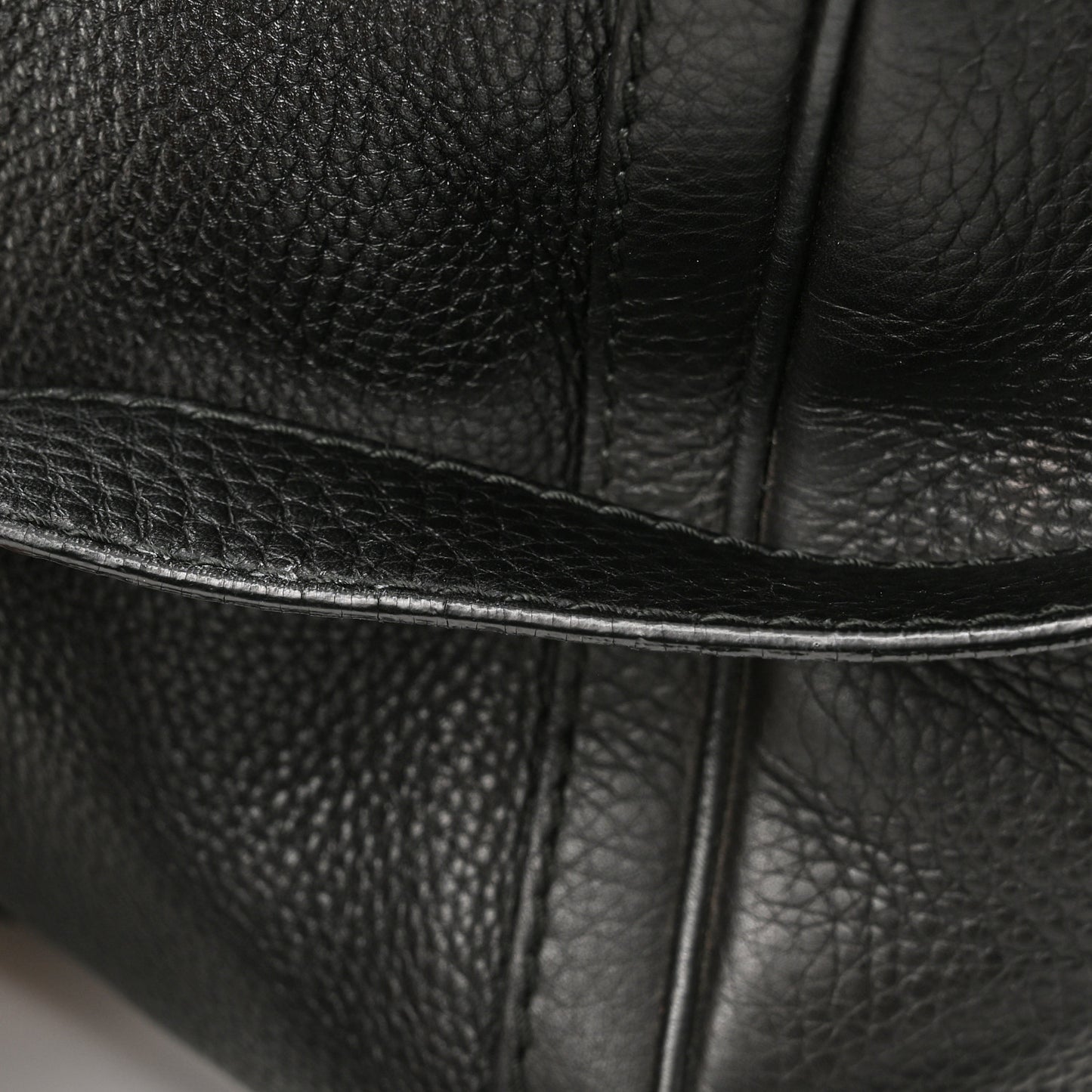 Calfskin Vintage Web Medium Boston Black