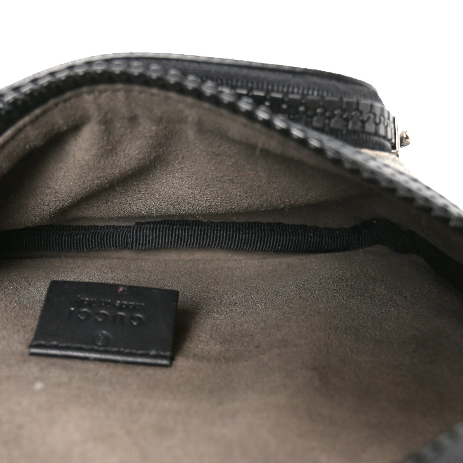 Gucci GG Supreme Monogram Belt Bag Black 4 of 9