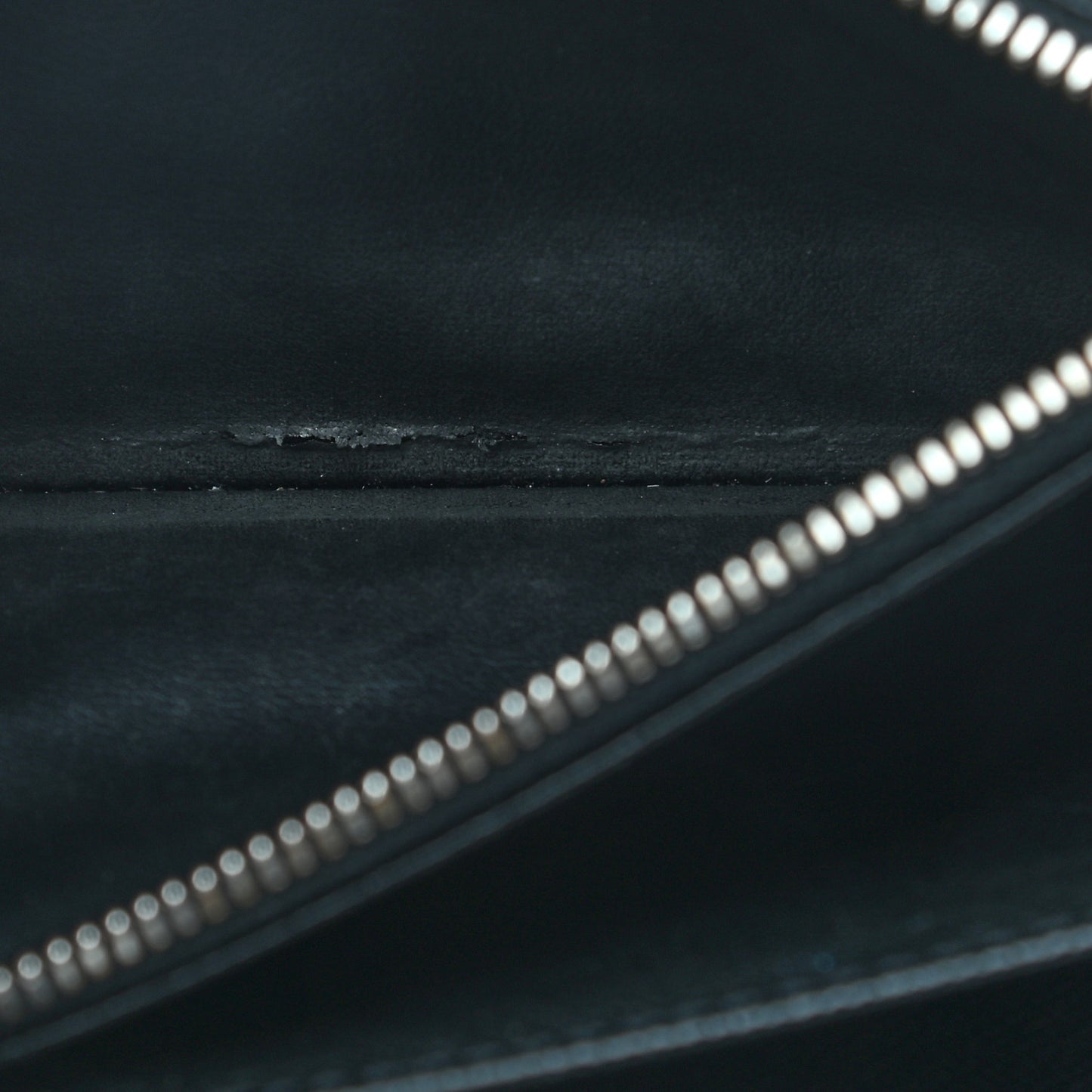 Damier Graphite Zippy Organizer Wallet