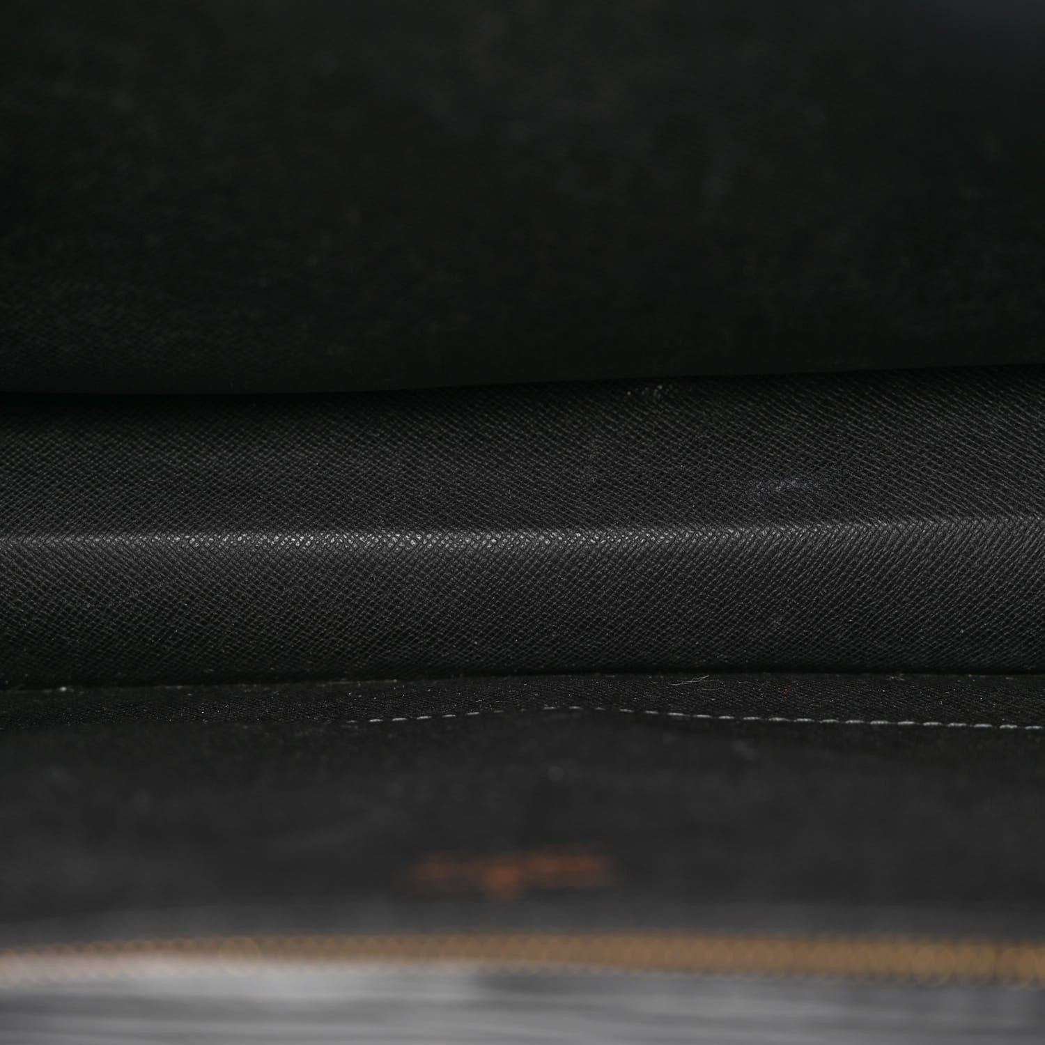 Louis Vuitton Epi Monceau Black 5 of 17