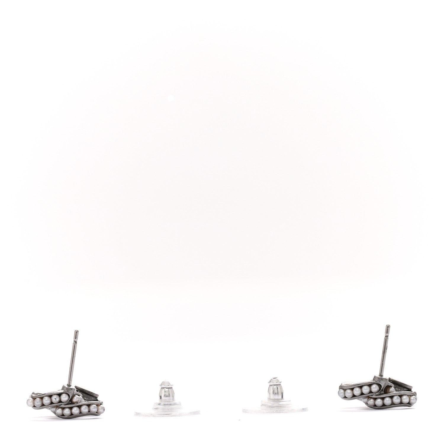Chanel Pearl Twisted CC Earrings Ruthenium 3 of 4
