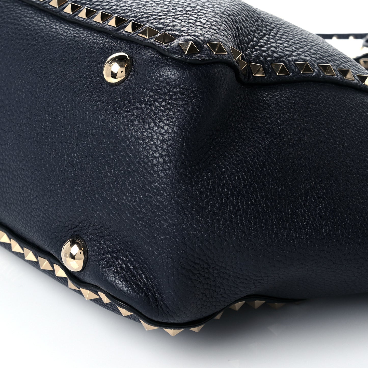 Pebbled Calfskin Medium Rockstud Tote Marine
