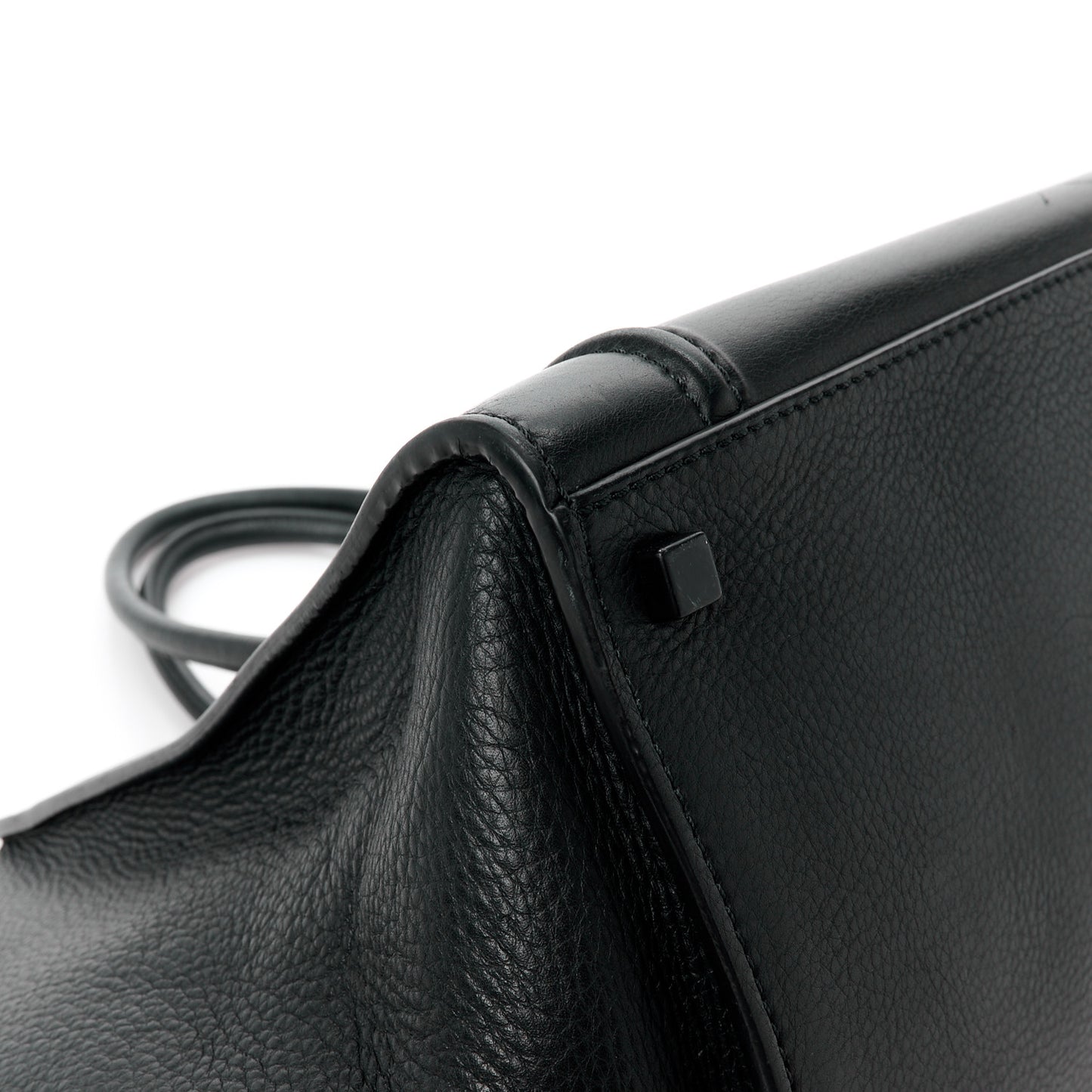 Smooth Calfskin Medium Phantom Luggage Black