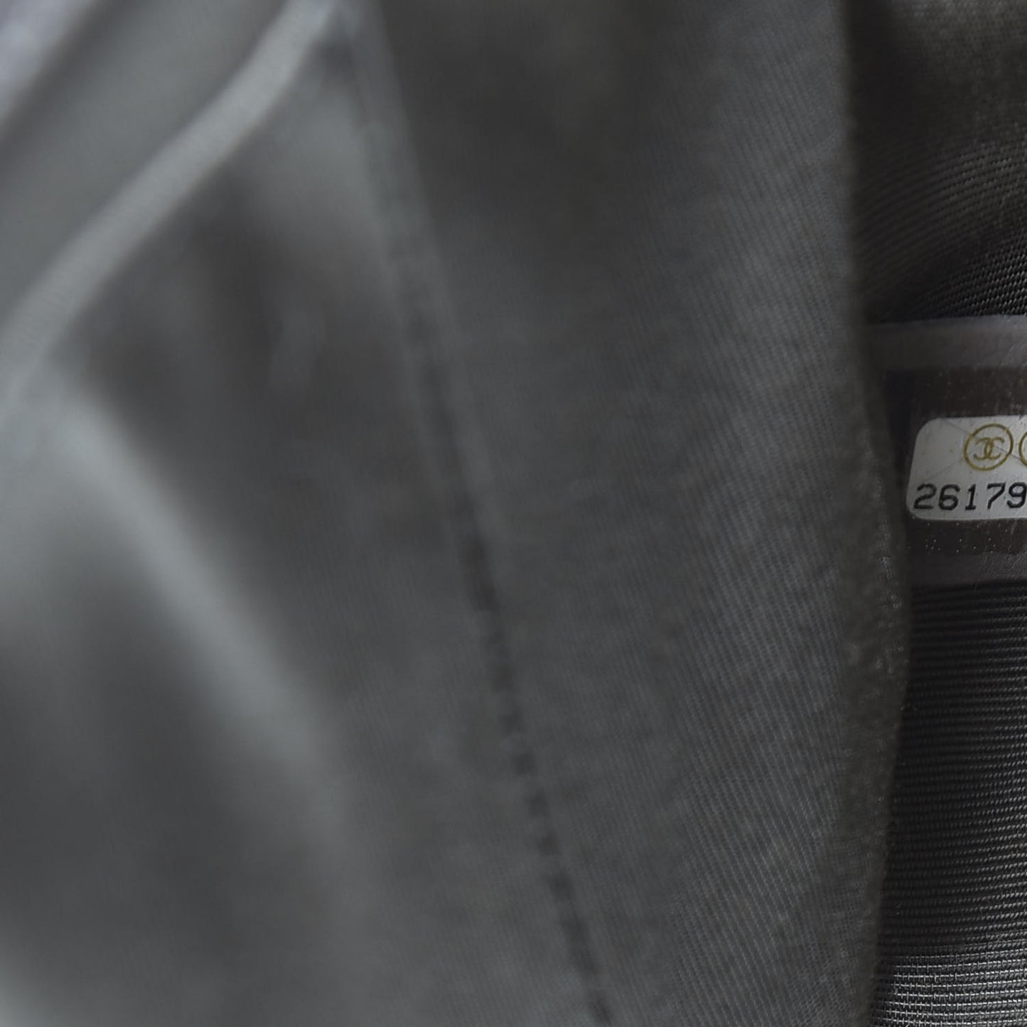 Caviar Quilted New Medium Boy Flap Grey