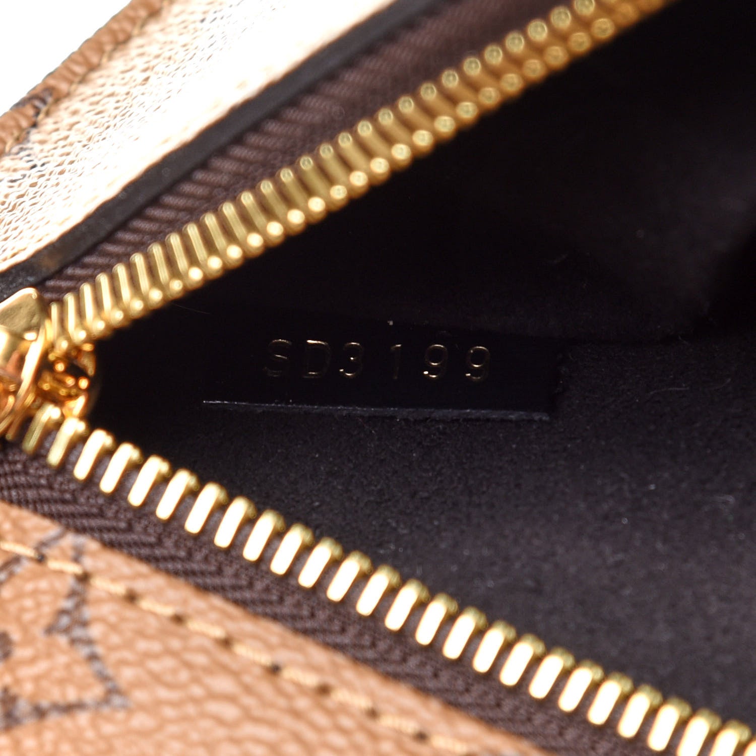 Louis Vuitton Reverse Monogram Pochette Metis 8 of 12