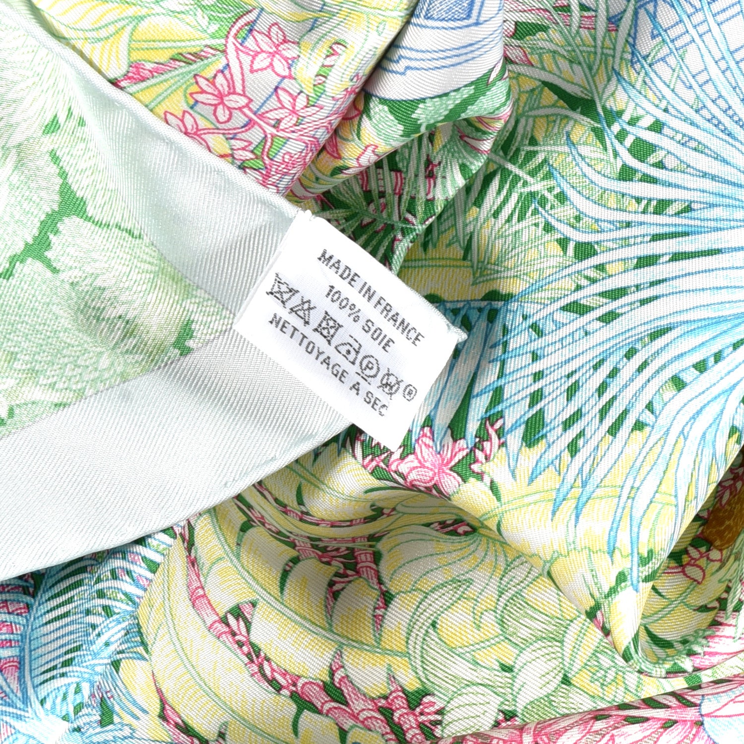 Hermes Silk Twill Faubourg Tropical Scarf 90 Bleu Vert Jaune 5 of 5