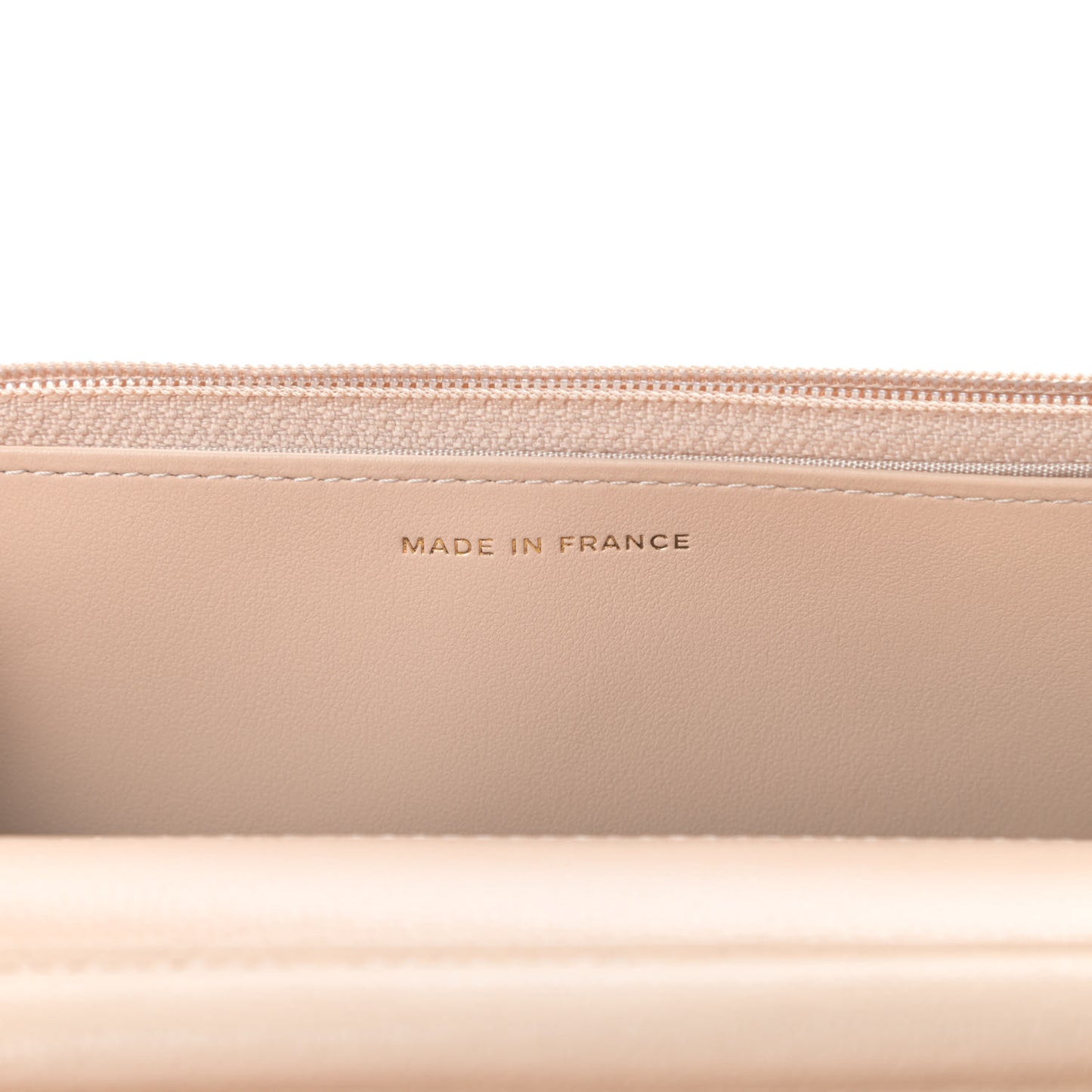Caviar Quilted Coco Candy Wallet On Chain WOC Beige