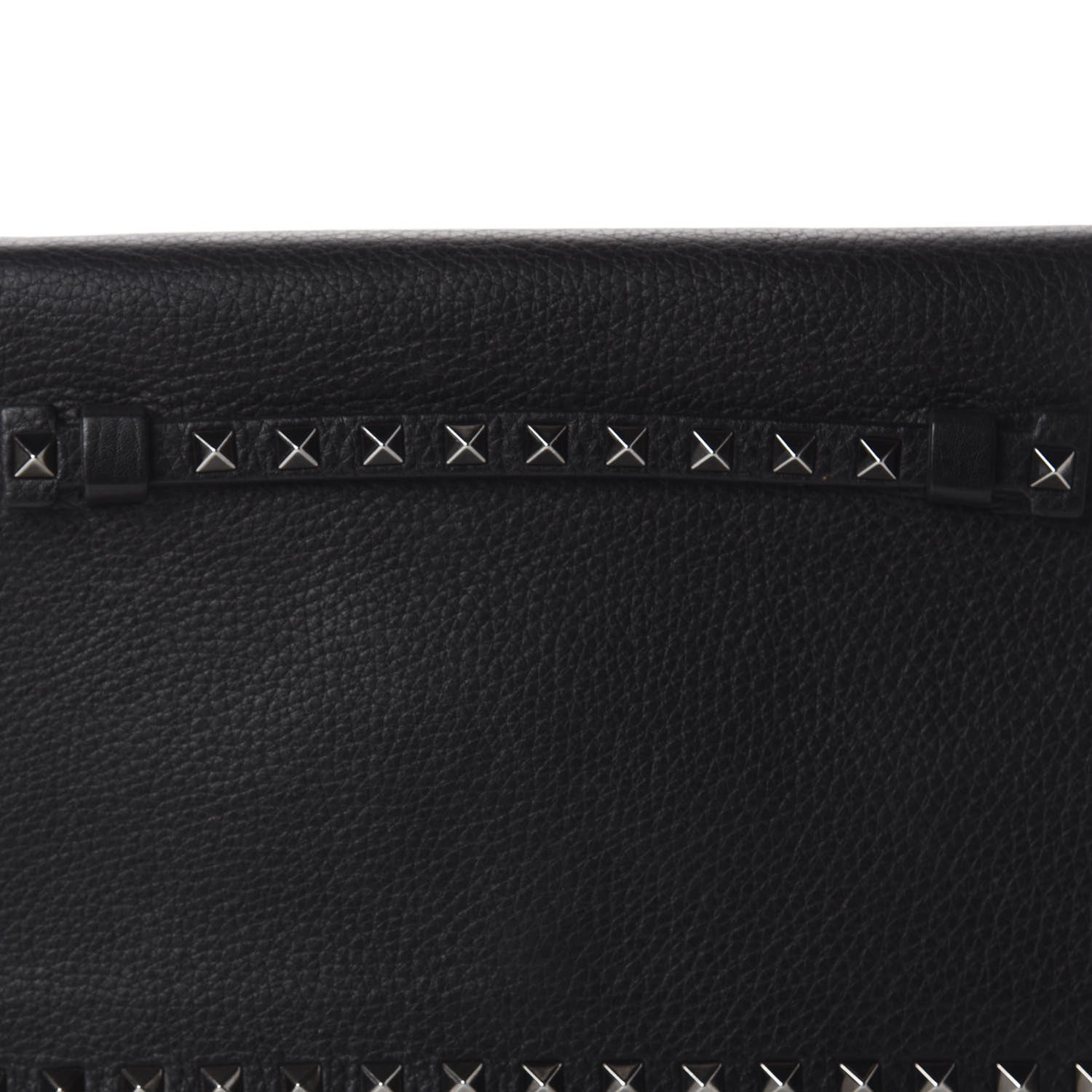 Valentino Garavani Pebbled Calfskin Rockstud Wristlet Clutch Black 10 of 10