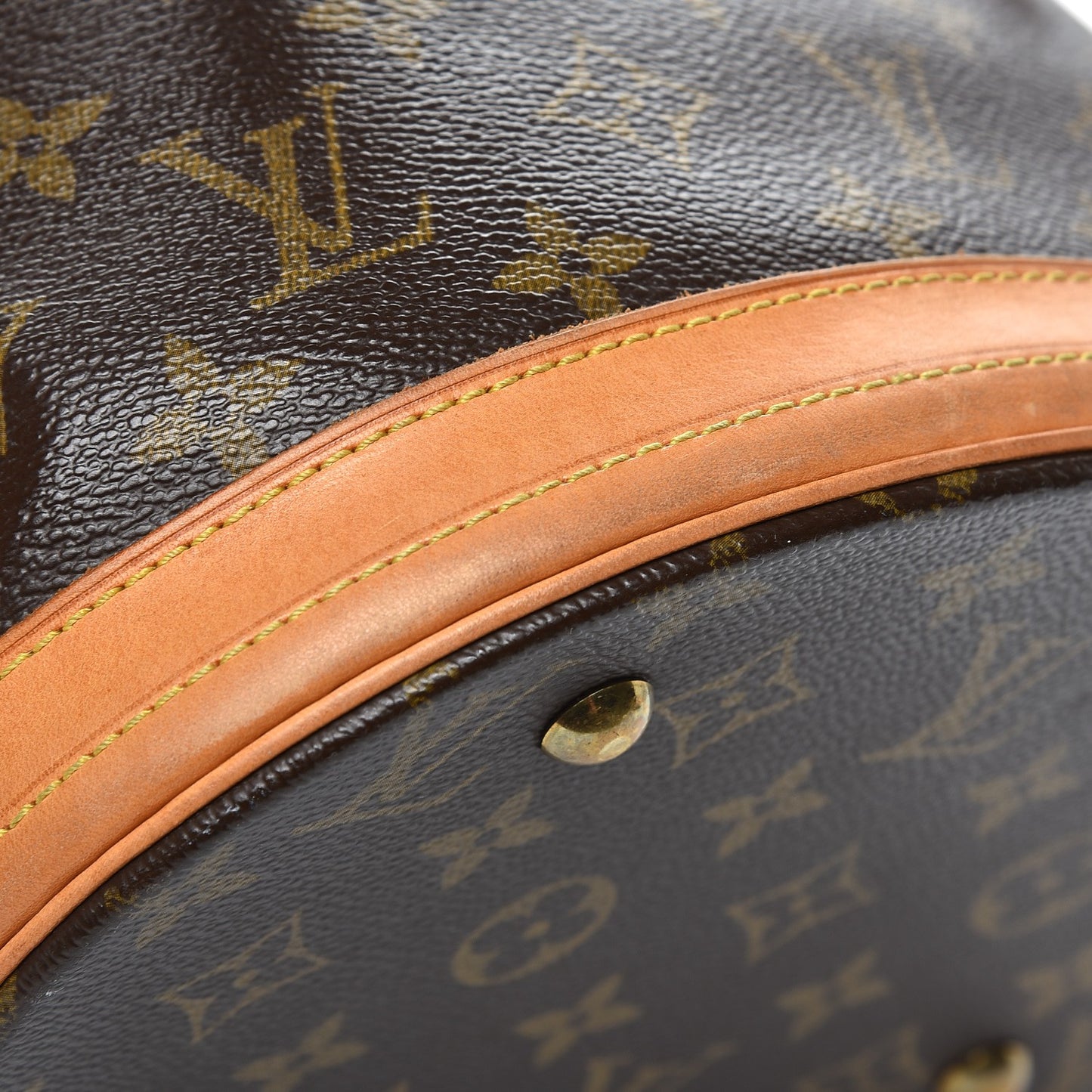 Monogram Petit Bucket 23
