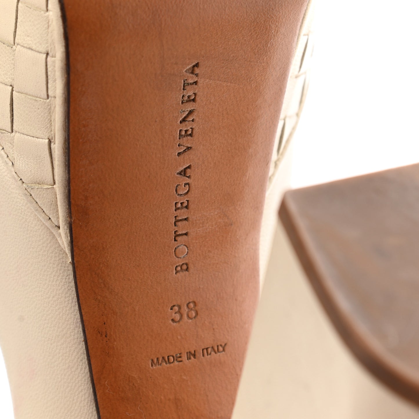 Nappa Intrecciato Platform Pumps 38 Nude