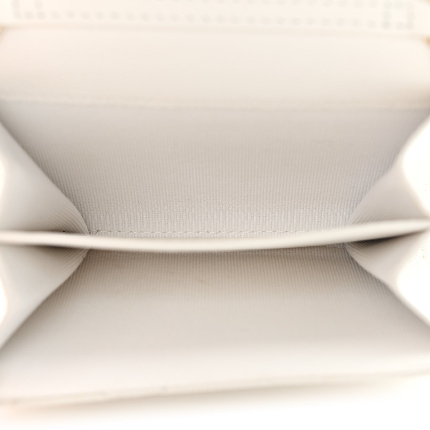 Caviar Quilted Flap Card Holder On Chain White