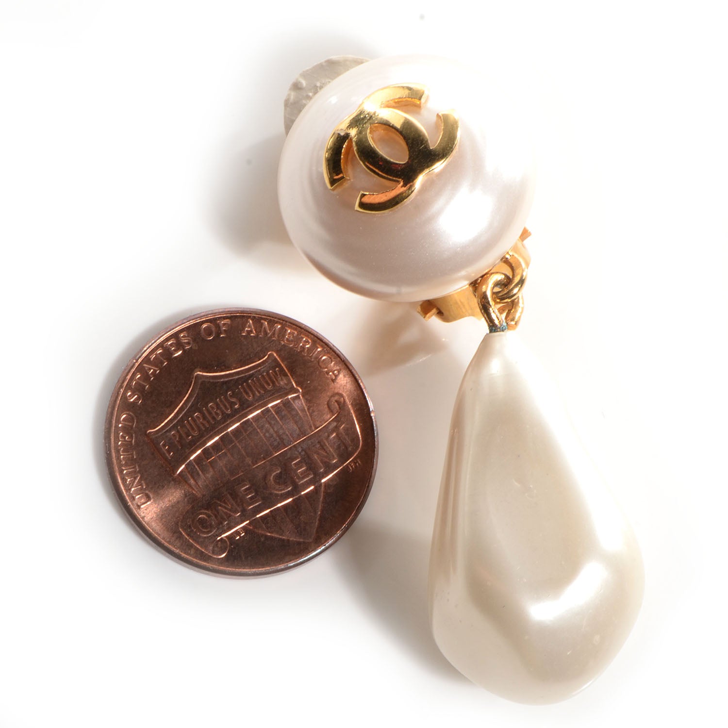 Chanel Pearl CC Drop Clip On Earrings Gold 2 of 5