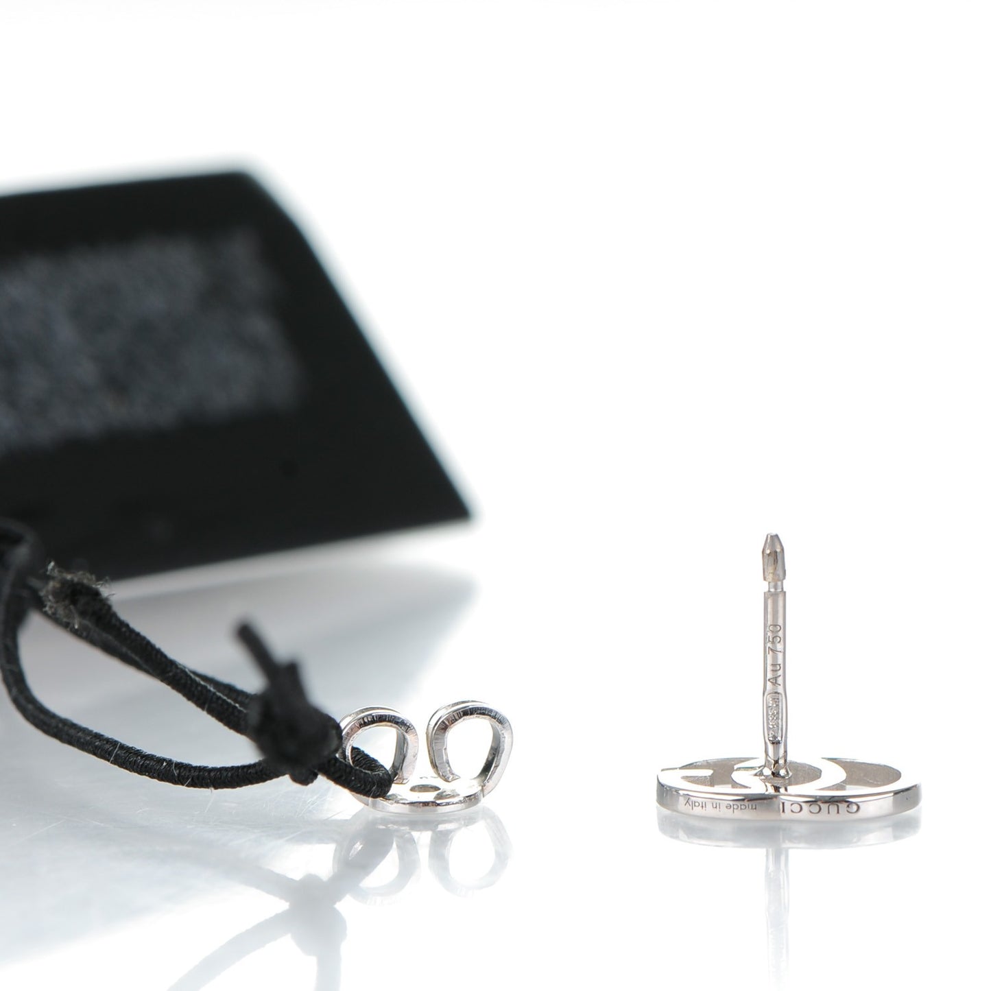 18K White Gold GG Tissue Stud Earrings