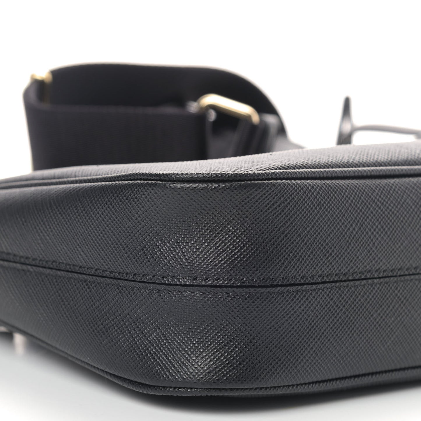 Saffiano Lux Re-Edition 2005 Shoulder Bag Black