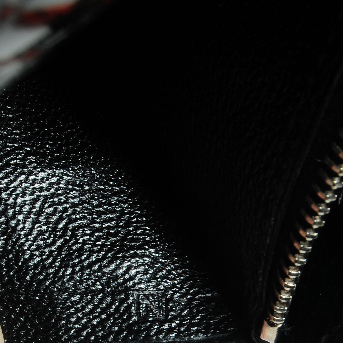Shiny Alligator Constance Short Wallet Black