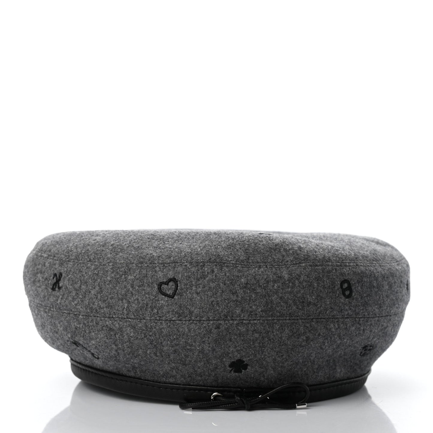 Cashmere Lambskin Saint-Honore Charms Beret 57 Charbon