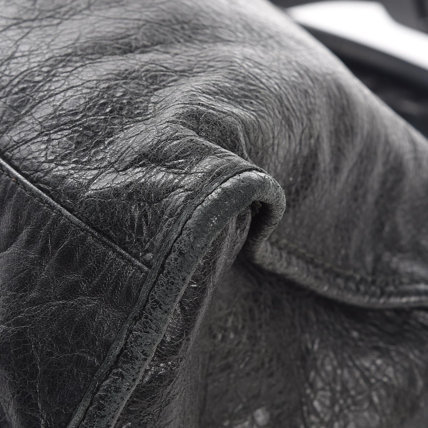 Agneau Classic Hardware City Black