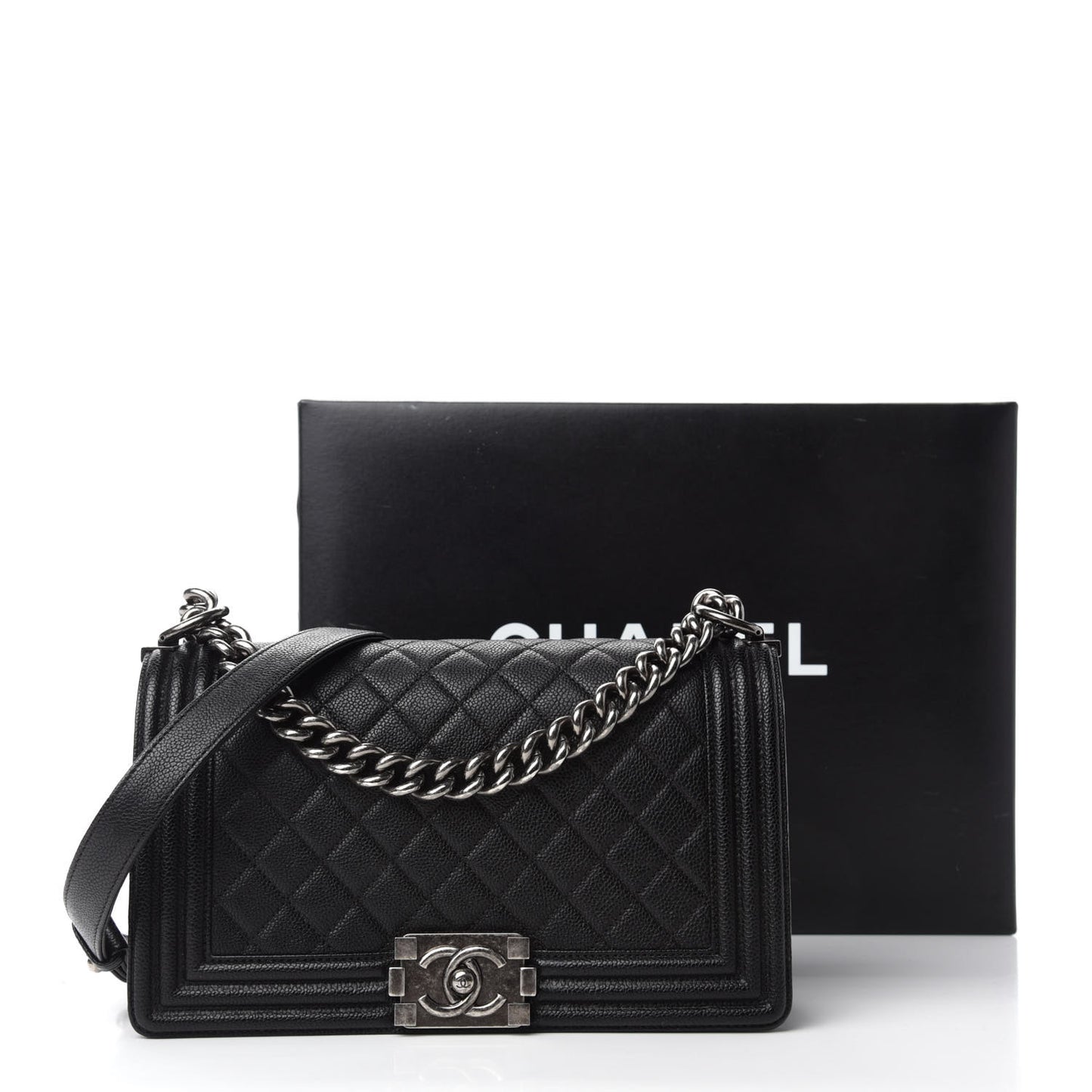 Caviar Quilted Medium Boy Flap Black