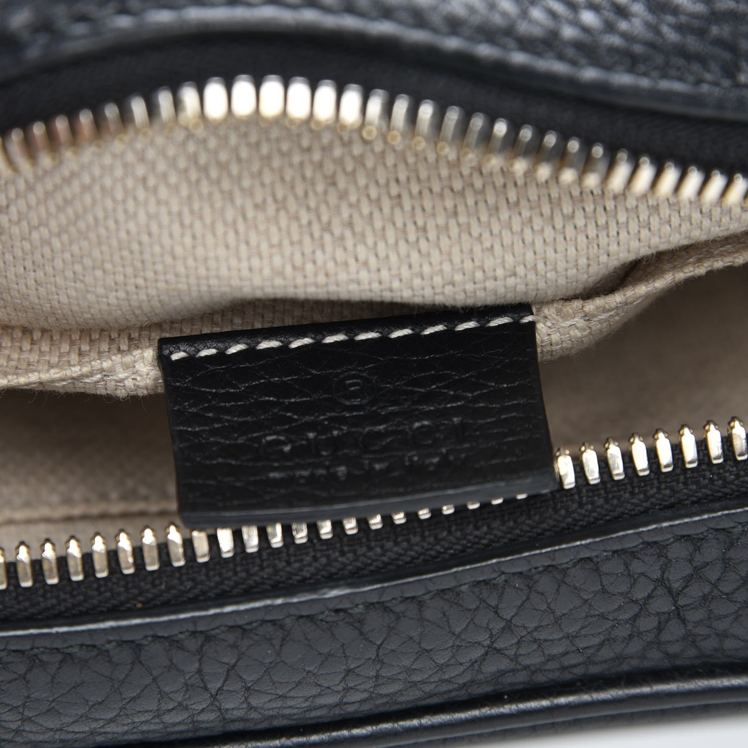 Gucci Pebbled Calfskin Small Soho Disco Bag Black 6 of 7