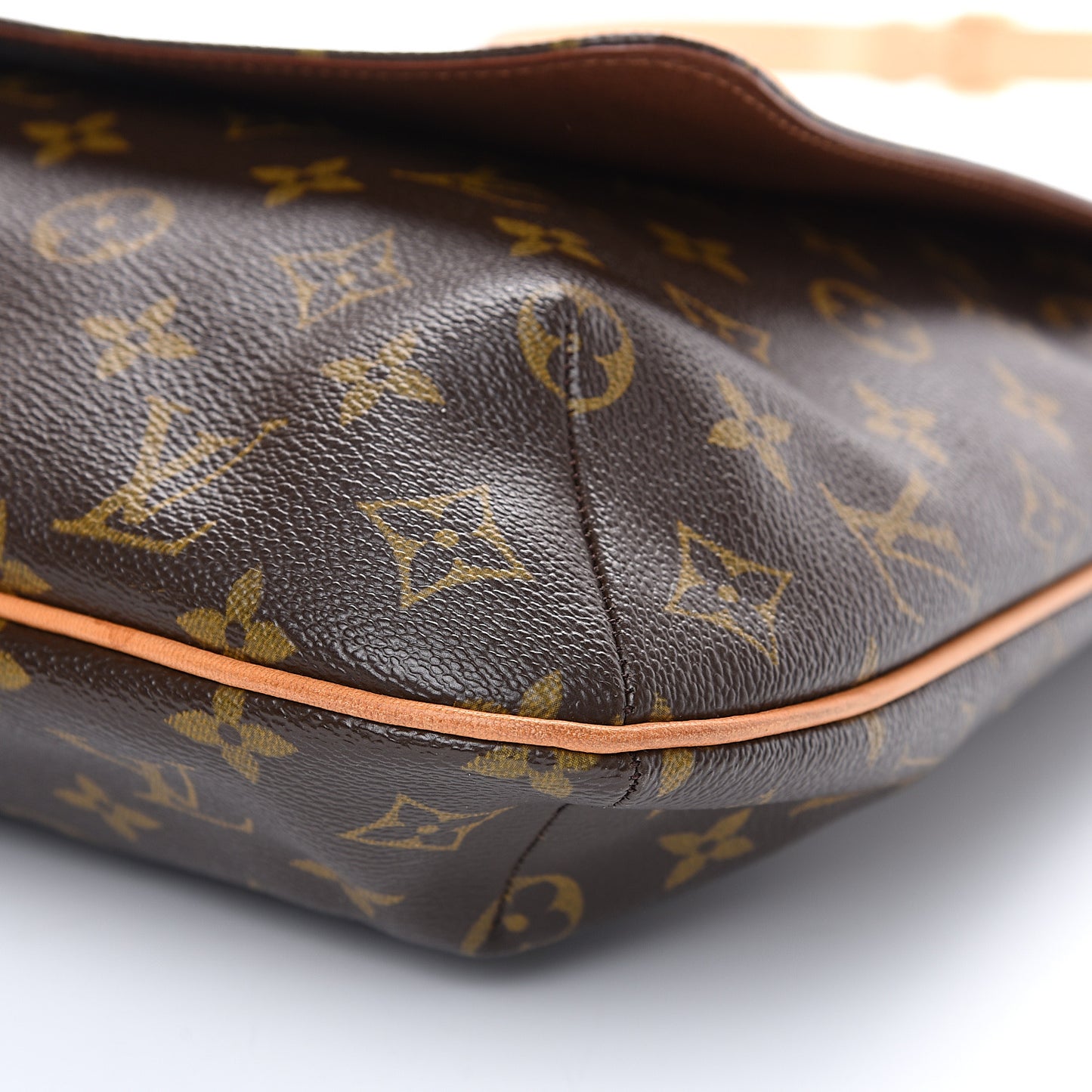 Monogram Musette GM