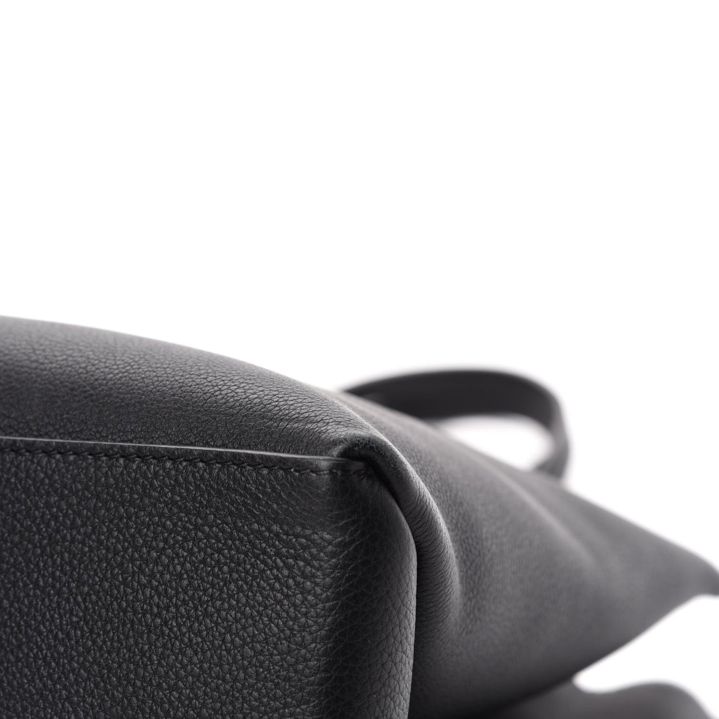 Grained Calfskin Lockme Shopper Black