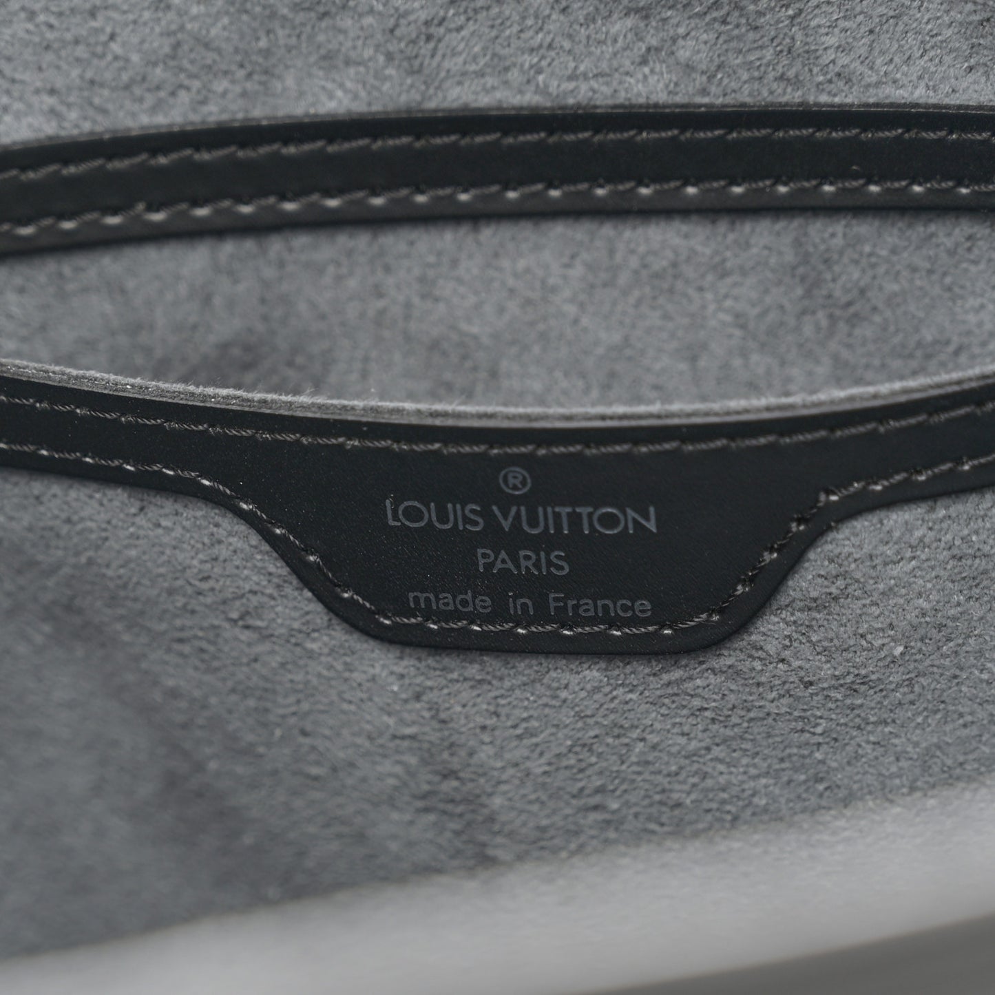 Epi Saint Jacques PM Long Straps Black