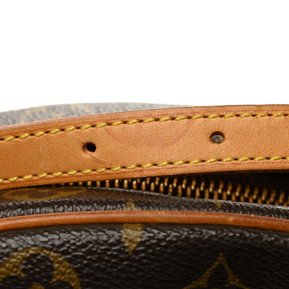 Louis Vuitton Monogram Blois 9 of 11