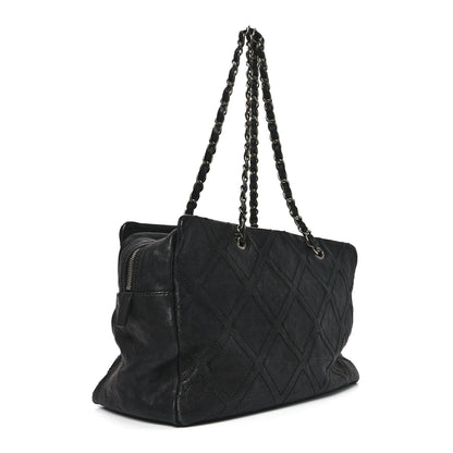 Chanel Calfskin Large Diamond Stitch Tote Black 3 of 10