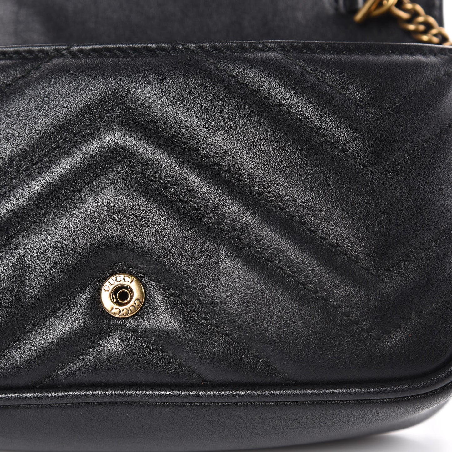 Calfskin Matelasse Super Mini GG Marmont Shoulder Bag Black